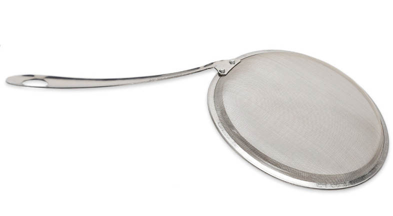 Multifunctional Stainless Steel Food Strainer Filter Oil Removal Kitchen Accessory