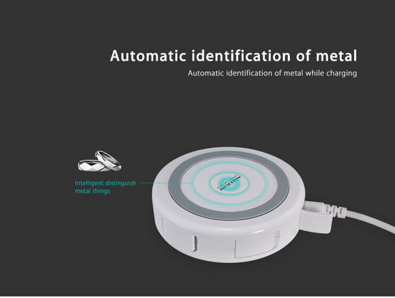 NILLKIN MC010 Multifunctional Qi Wireless Charger with 4 USB Output Port