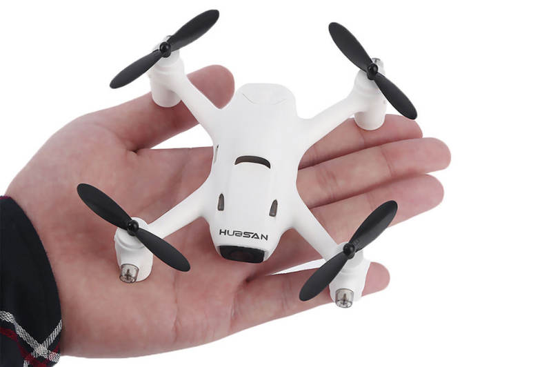 Hubsan X4 Camera Plus H107C  2.4GHz RC Quadcopter with 720P Camera - RTF