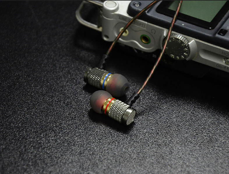 KZ-EDR1 3.5mm In-Ear Music Mega Bass Earphone Wire Headphone Headset