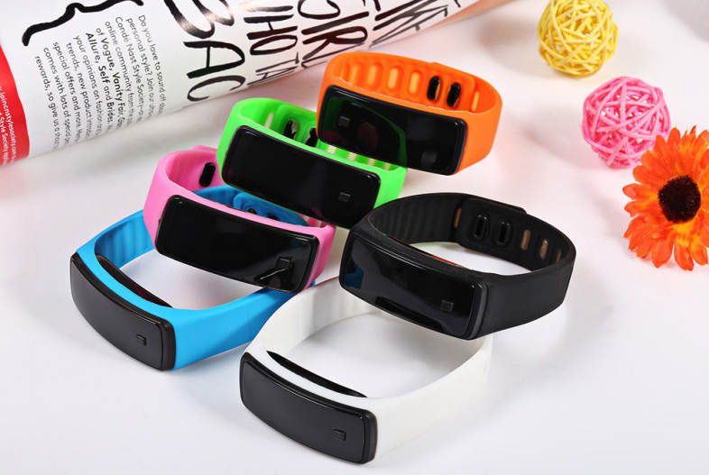 TVG KM - 550 Unisex Digital Watch LED Display Silicone Band Sport Wristwatch