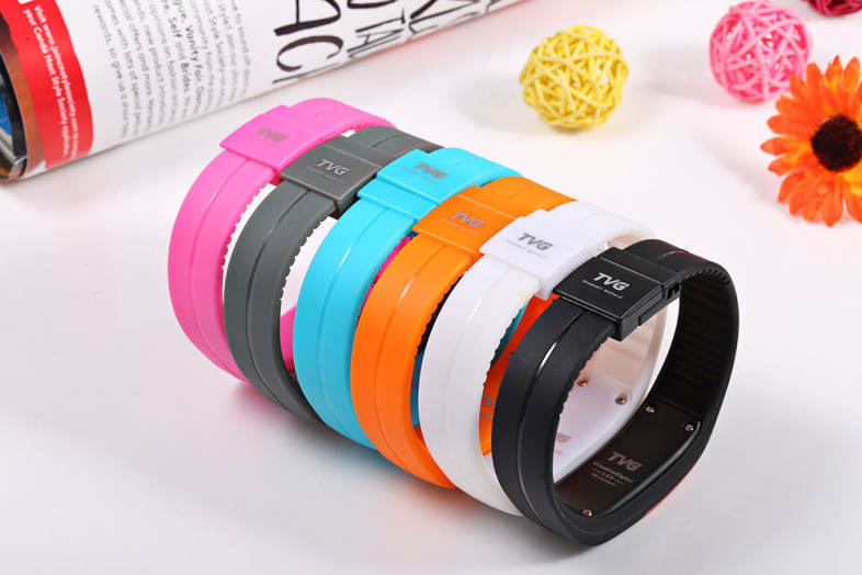TVG KM - 520A Unisex Digital Watch LED Display Lightweight Silicone Band Sport Wristwatch