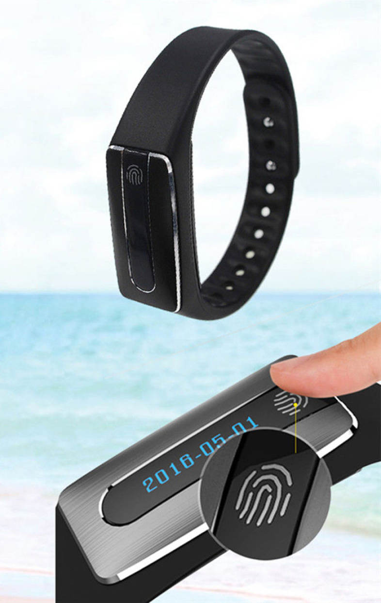 HB02 Smart Bluetooth Wristband Heart Rate Track Watch with USB Plug