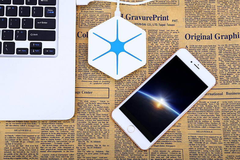 Qi Wireless Charging Pad Magic Dazzle Hexagram Charger