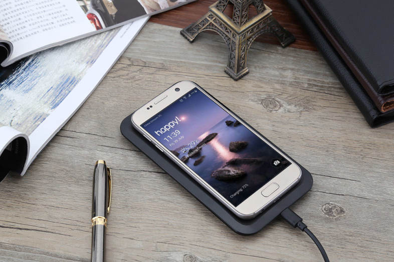 Qi Wireless Charging Station for Samsung Galaxy S6 / S6 Edge