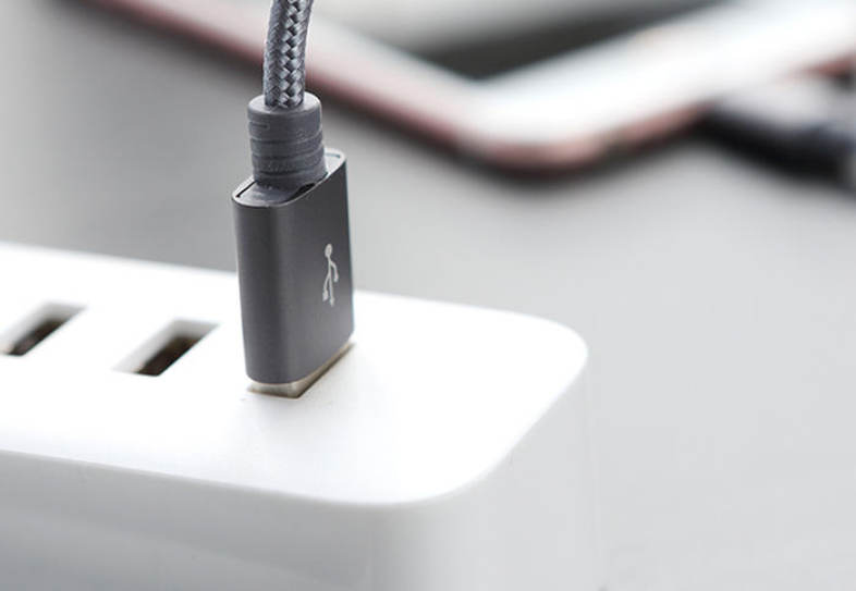 Rock RCB0436 1.2m USB Charging Cable with Dual 8 Pin Adapters   Micro USB Connector Nylon Braided Cord