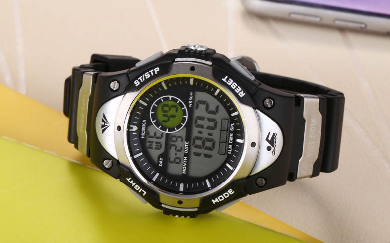 HOSKA H013B Children LED Digital Watch Calendar Alarm Chronograph Display Sports Wristwatch