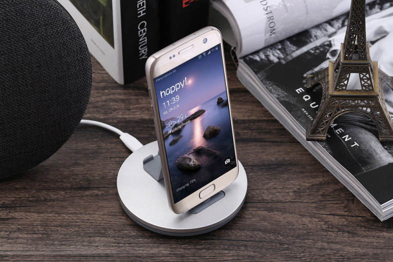 HOCO CW1 Mobile Phone Charging Holder with Micro USB