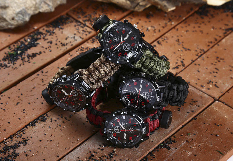 EMAK Multifunctional Survival Paracord Bracelet Scraper Whistle Thermometer Flint Fire Starter Gear Bangle Watch