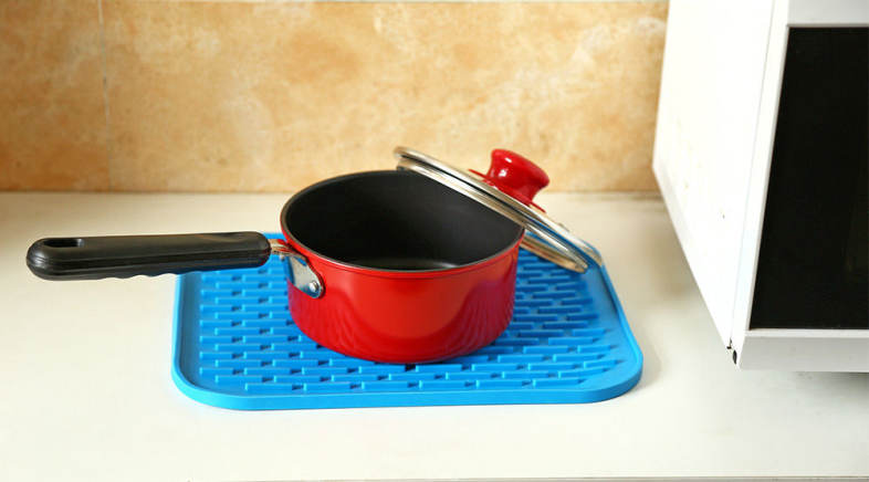 Multipurpose Silicone Flexible Non-slip Heat Resistant Mat