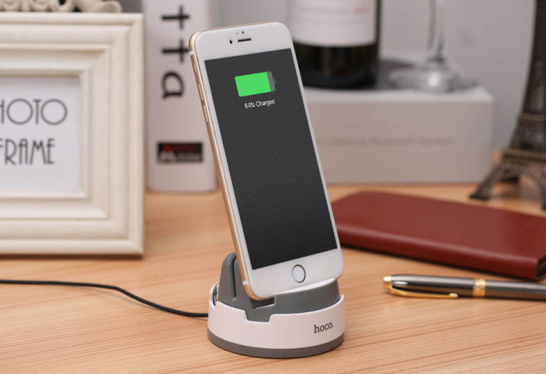 HOCO 360 Degree Rotating 8 Pin Charger Portable Desktop Cradle Charging Sync Dock for iPhone