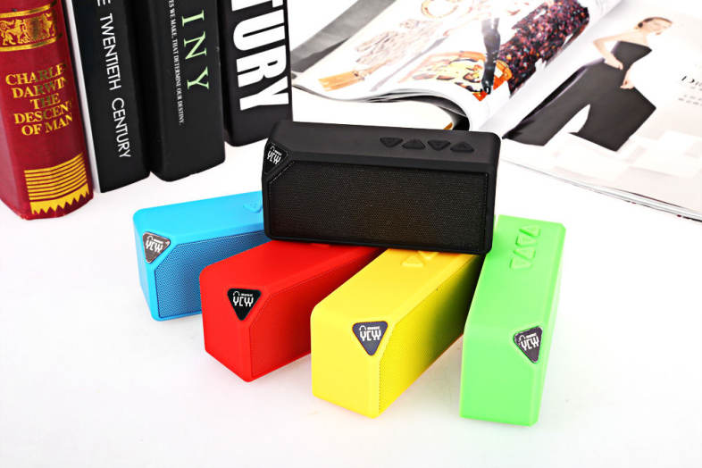 YCYY X3S 3W Multi-color Flash LED Light Wireless Bluetooth Speaker Hands Free FM Radio Loudspeaker Box