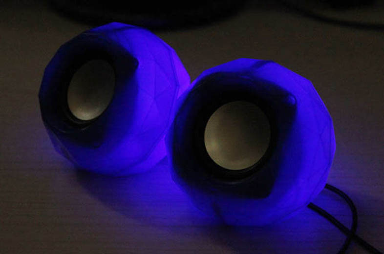 PopuPine M01 Ultra Mini HiFi LED Shinning USB2.0 Speaker MP3 Player with 3.5mm Jack for Outdoor Travel - 2PCS