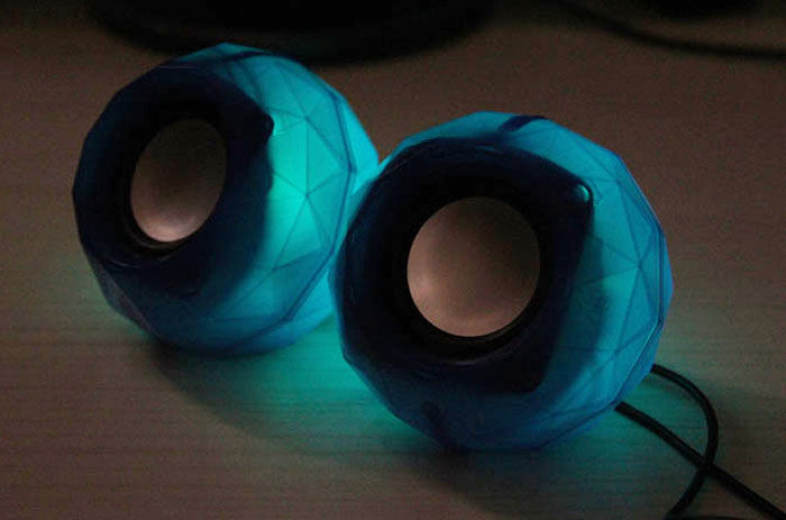 PopuPine M01 Ultra Mini HiFi LED Shinning USB2.0 Speaker MP3 Player with 3.5mm Jack for Outdoor Travel - 2PCS