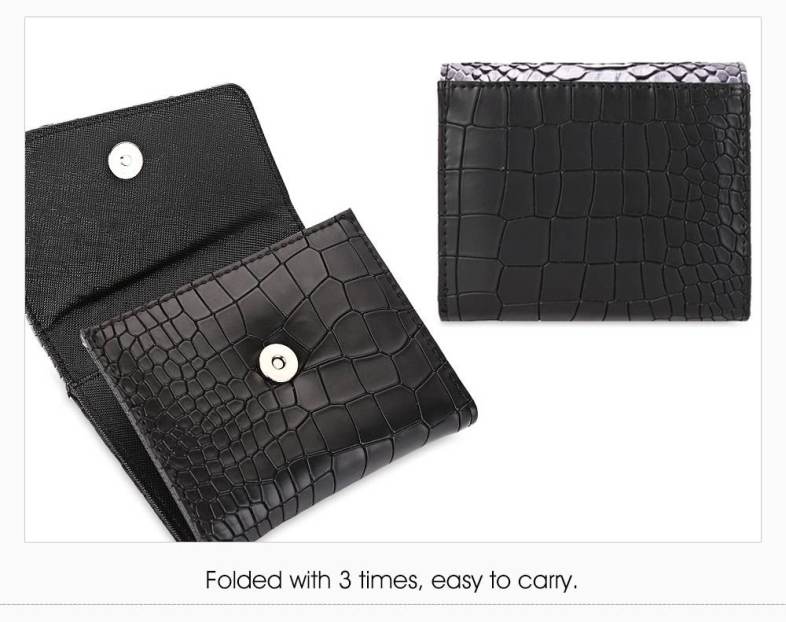 Snake Print PU Leather Magnet Short Clutch Wallet