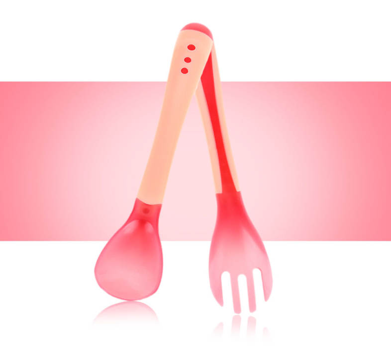 BOBEIELEPHANT Portable Temperature Changing Color Silicone Fork Spoon Set for Babies
