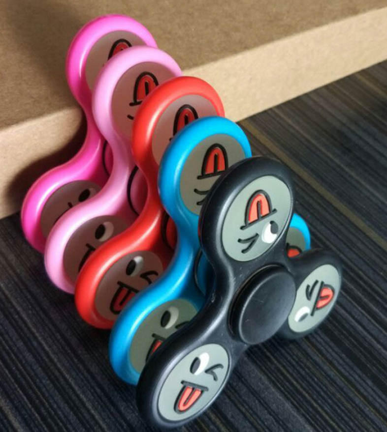 Smiling Face Stree Relief Toy Triangle Fidget Spinner